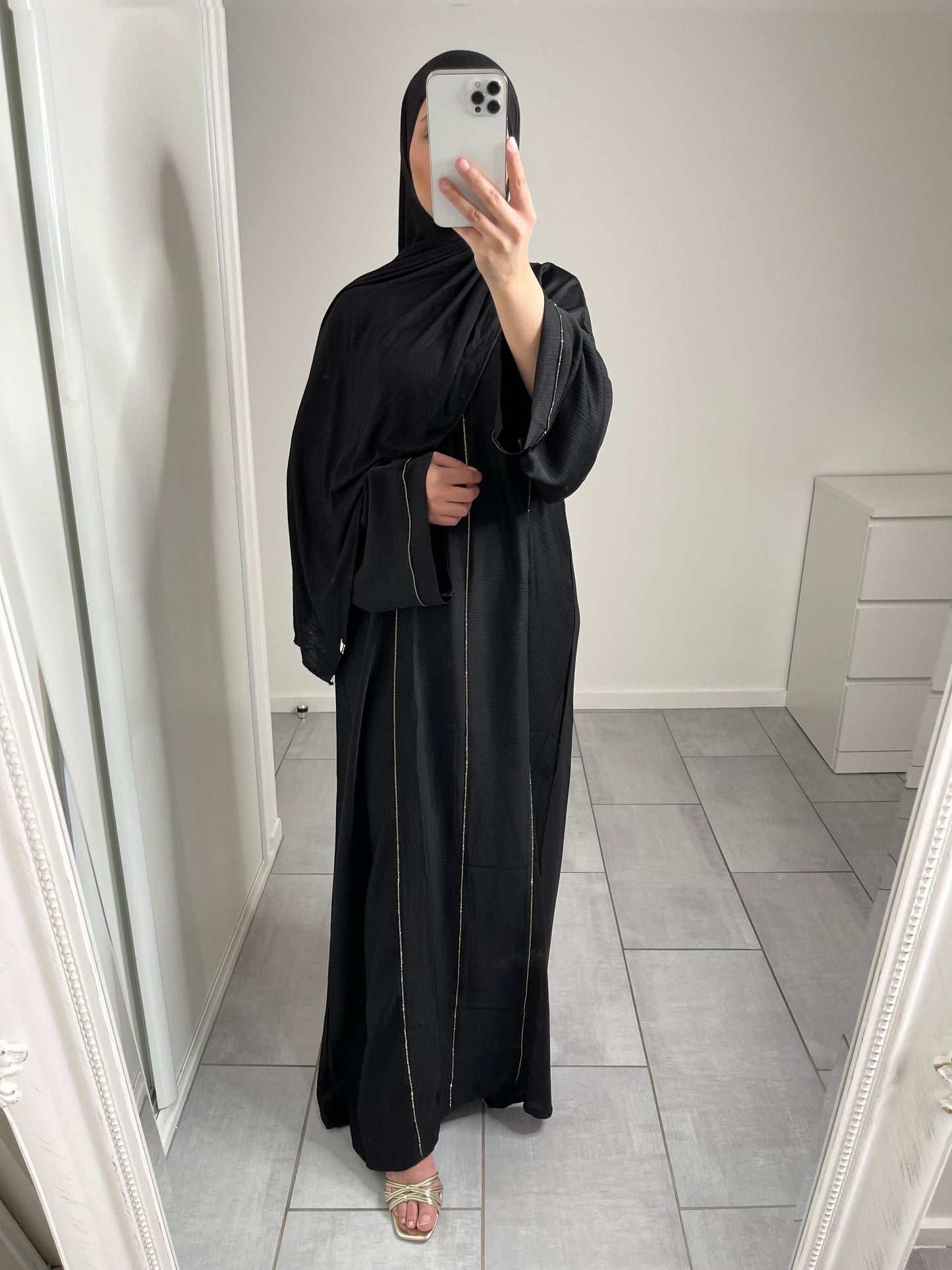Abaya Nour