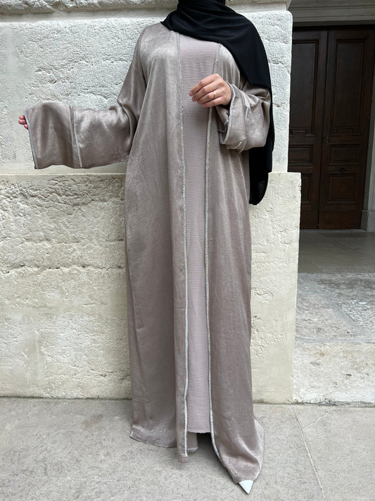 Abaya Amina